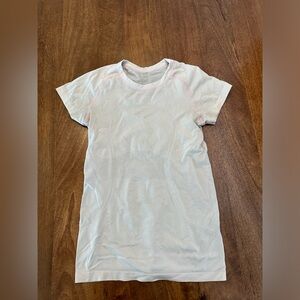 Lululemon swiftly tech short sleeve
